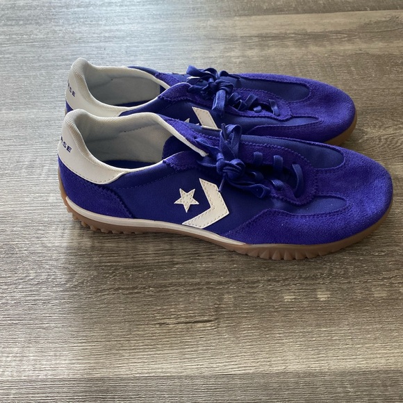 Converse Run Star Royal Blue Sneakers with White Stars - Picture 4 of 5